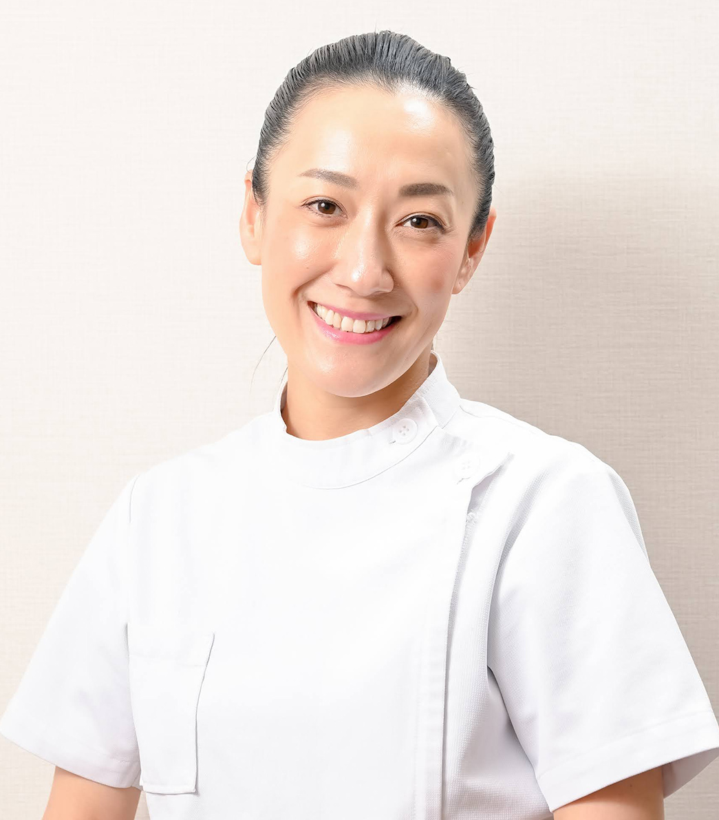 スタッフの顔写真